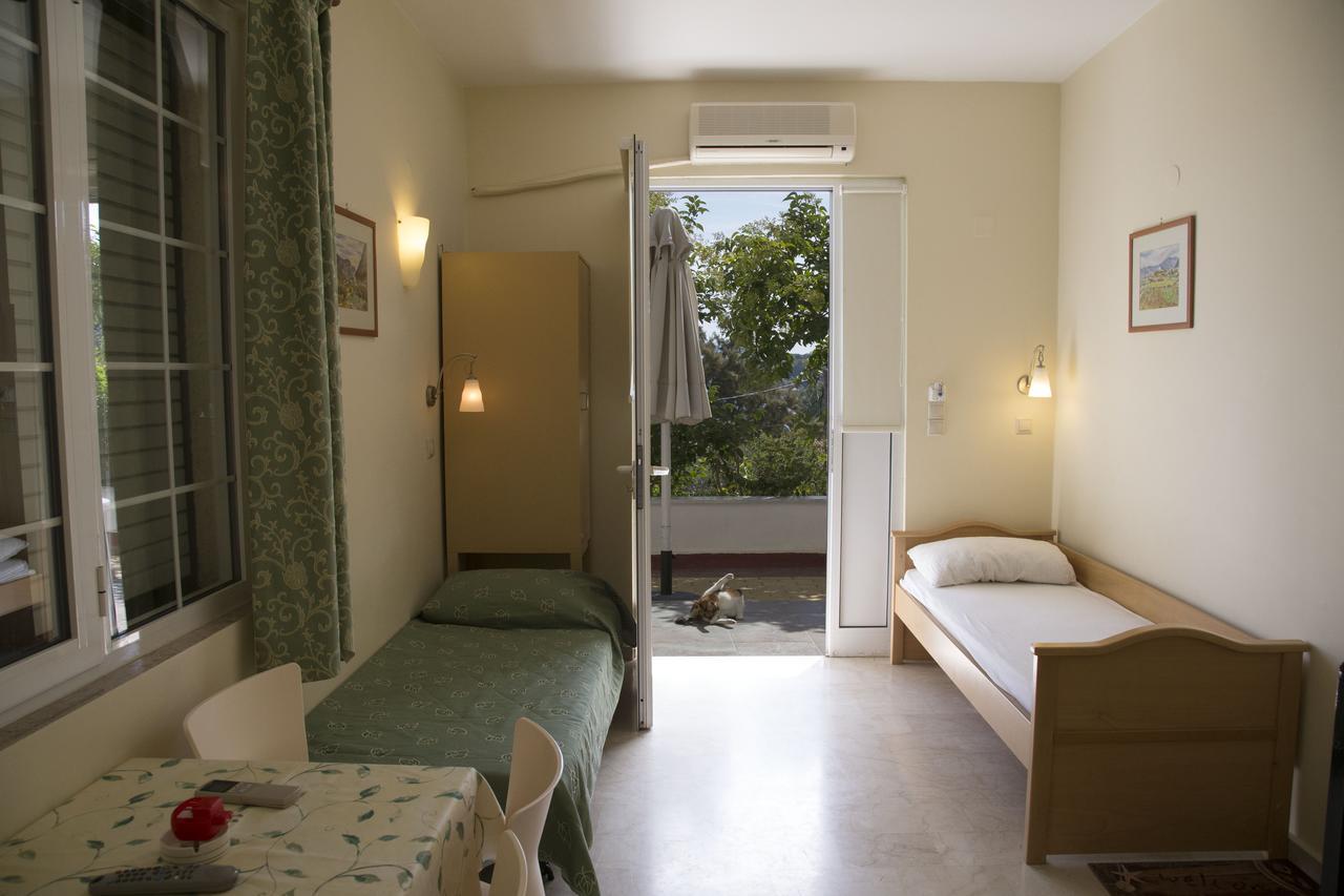 Alonia Studios & Maisonettes Tolo Luaran gambar